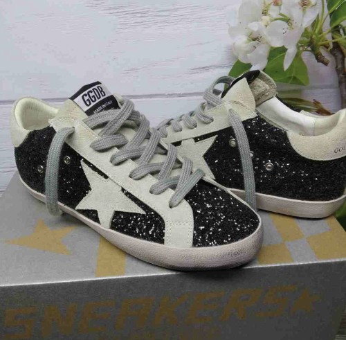 GOLDEN GOOSE
