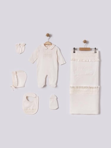 طقم مواليد بناتي 6 قطع الوان متعددة من صفر الى ثلا...