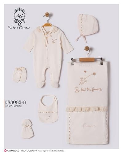 طقم مواليد بنات 6 قطع من عمر 0 الى ثلاث اشهر الوان...