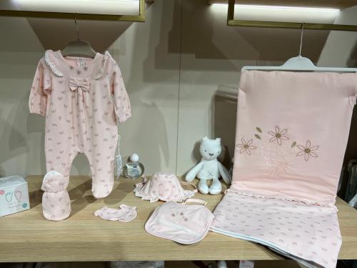 طقم مواليد بناتي 6 قطع – ستايل أوروبي (0-3 شهور) ل...