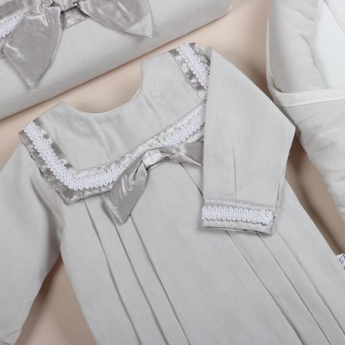 طقم استقبال بناتي ميني جنتل (مدس+ملف+أفرول+بيت رضا...