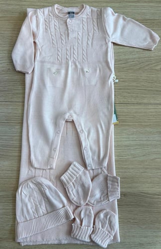 طقم مجموعة تريكو بناتي 5 قطع من عمر 0 الى 3 اشهر