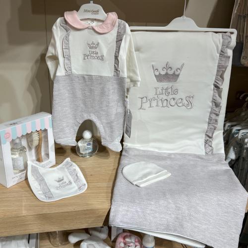 طقم مواليد بناتي 3 قطع – ستايل أوروبي (0-3 شهور) ل...