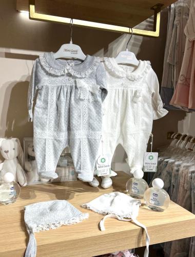 افرول بناتي حتى عمر ست شهور الوان اوف وايت ورمادي