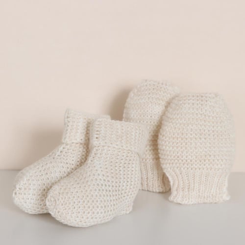 ميني جنتل طقم فستان مواليد تريكو للفتيات بعمر 0 إل...