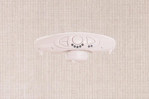 أرجوحة أطفال محمولة Mastela مع ألحان و5 سرعات – خف...