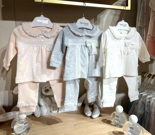 بيجاما بناتي حتى عمر 6 شهور الوان سومو رمادي و اوف...