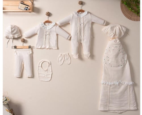 طقم مواليد بناتي 7قطع – ستايل أوروبي (0-3 شهور) لو...