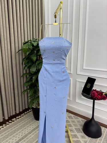 فستان ريفانا سماوي