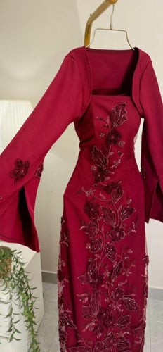 فستان سهره عنابي