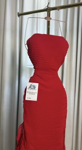 فستان ربى احمر