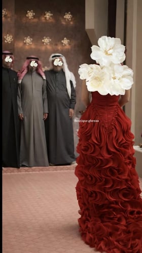 فستان ربى احمر