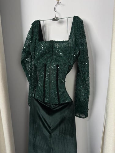 فستان سهره اخضر زيتي مخمل