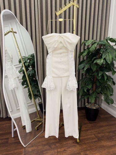 طقم قطعتين لارا ابيض دانتيل