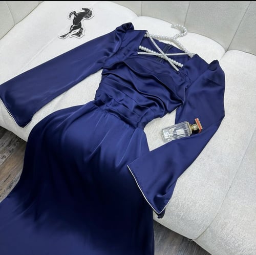 فستان رانيا كحلي العيد