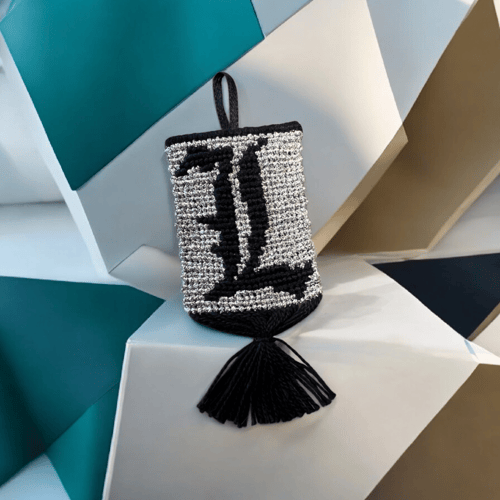 شعار L من انمي مذكرة الموت