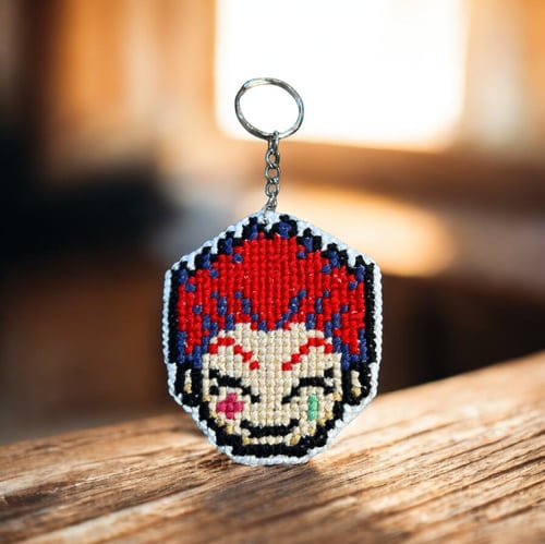 ميدالية شخصية هيسوكا من انمي هنتر x هنتر