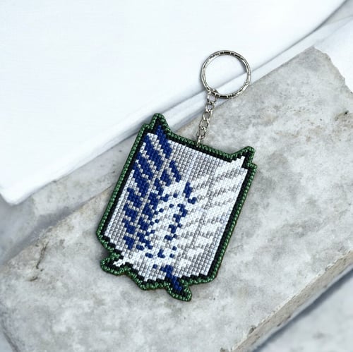 ميدالية شعار الحرية من انمي هجوم العمالقة