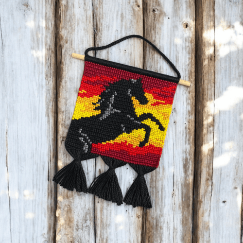 تعليقة فرس متوسطة الحجم