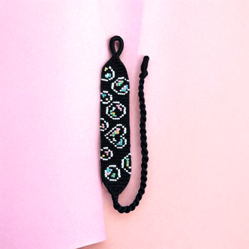 اسوارة صنع يدوي