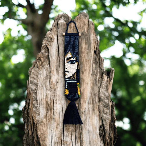 شخصية توميوكا غيو من انمي قاتل الشياطين