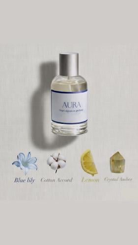 عطر Aura