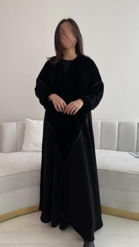 عبايه مخمل وكريب قصه نص كلوش 1020