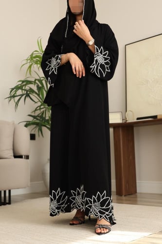 عباية كريب كوري نص كلوش 1002