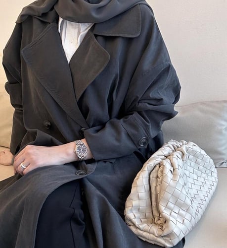 عبايه كريب حرير 1096