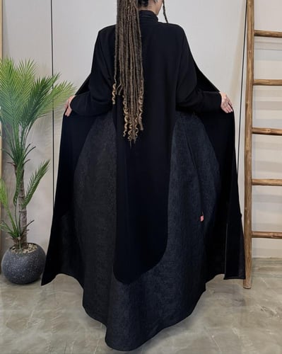 عباية كريب وتفته ورد 1410