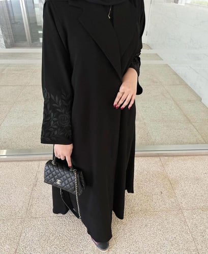 كريب ايليت بتطريز 1095