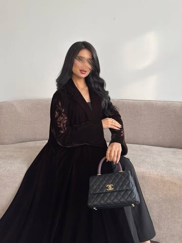 مخمل بتطريز اكمام 1393