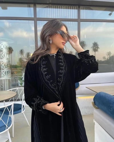 عبايه شتوي شك 1329