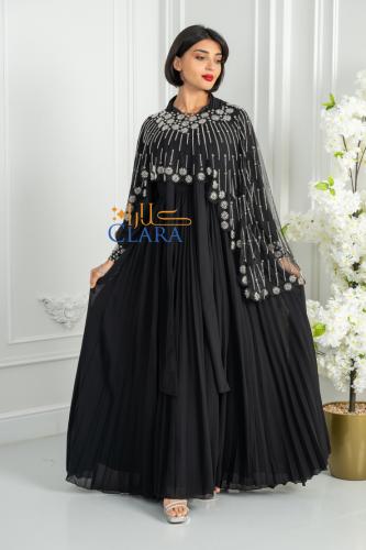 فستان سهرة أسود فاخر بتطريز فضي أنيق وكاب شيفون مز...