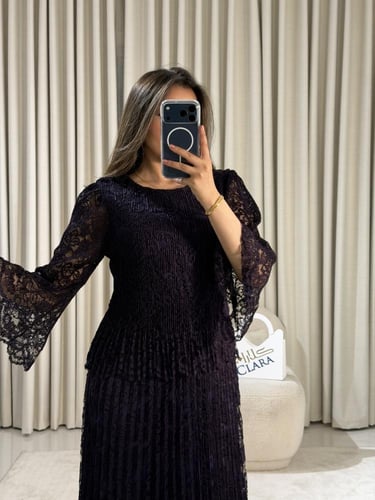 فستان دانتيل خمري أنيق بأكمام واسعة وتصميم كلوش نا...