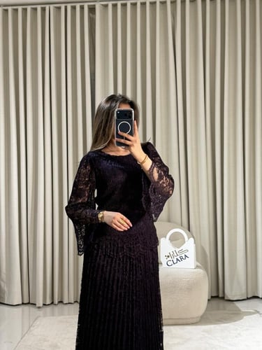 فستان دانتيل خمري أنيق بأكمام واسعة وتصميم كلوش نا...