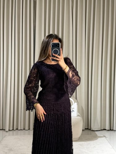 فستان دانتيل خمري أنيق بأكمام واسعة وتصميم كلوش نا...