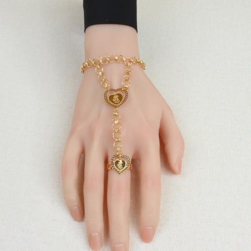 كف نسائي بديل الذهب سبيكه قلب مزحرف