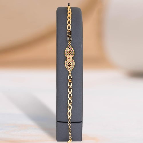 الطقم الملتفت البيضاوي