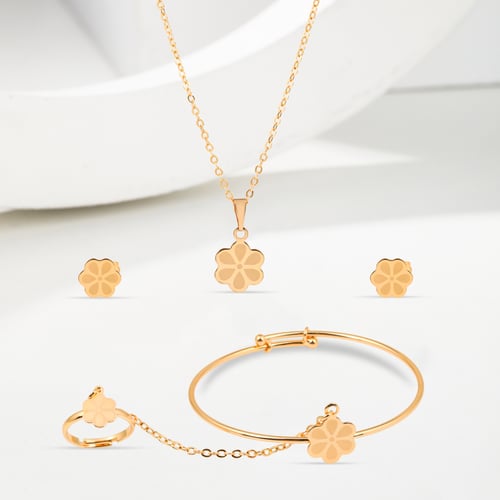 مجموعة الاطفال الذهبية طقم الورد و 4بناجر الورد