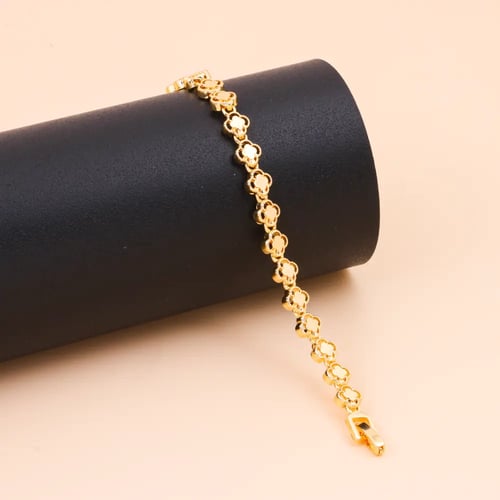 توزيعات 6 اساور الوردة