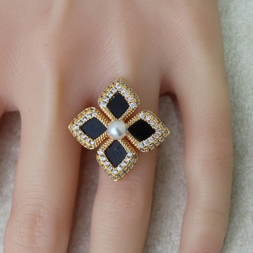 اسواره وردة الامازون الاسود