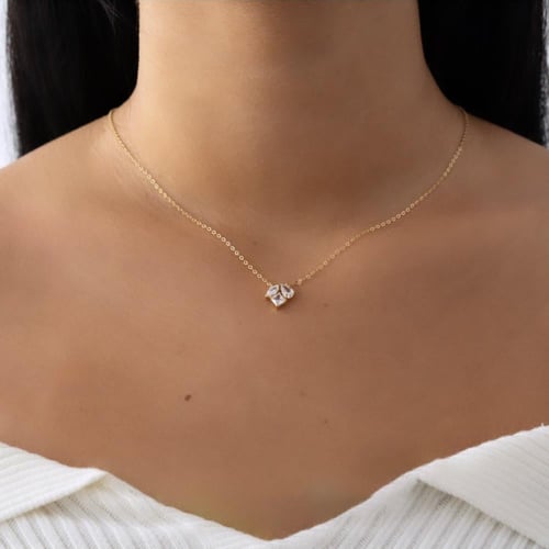 23| قلادة ثلاث ورورد مقاس "S"