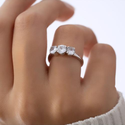 7| خاتم متكون من ثلاث دوائر