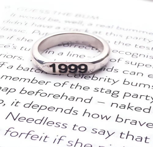 خاتم تاريخ مع امكانيه كتابه من جوا الخاتم