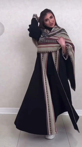 عباية "شتوية سدو قطعة مميزة تجمع بين الأناقة