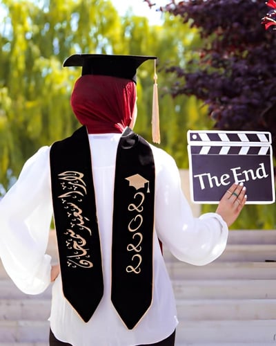 وشاح وقبعة تخرج