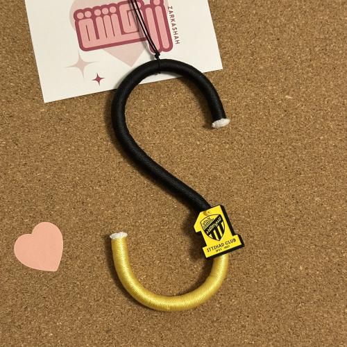 تعليقة سيارة حرف مع ستيكر معدن