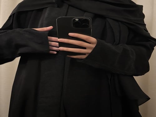 غصن 2 لون اسود