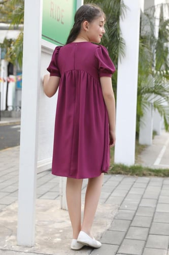 فستان بناتي